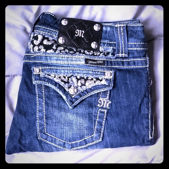 Miss Me Buckle Jeans - Picture 1 of 8